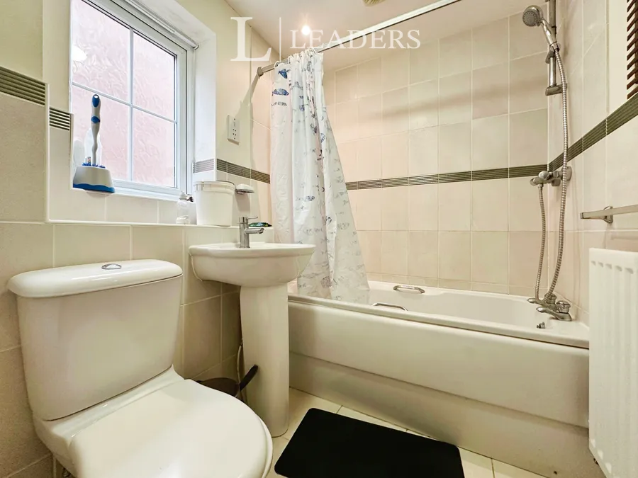 Whistlefish Court, Norwich, NR5, photo 13