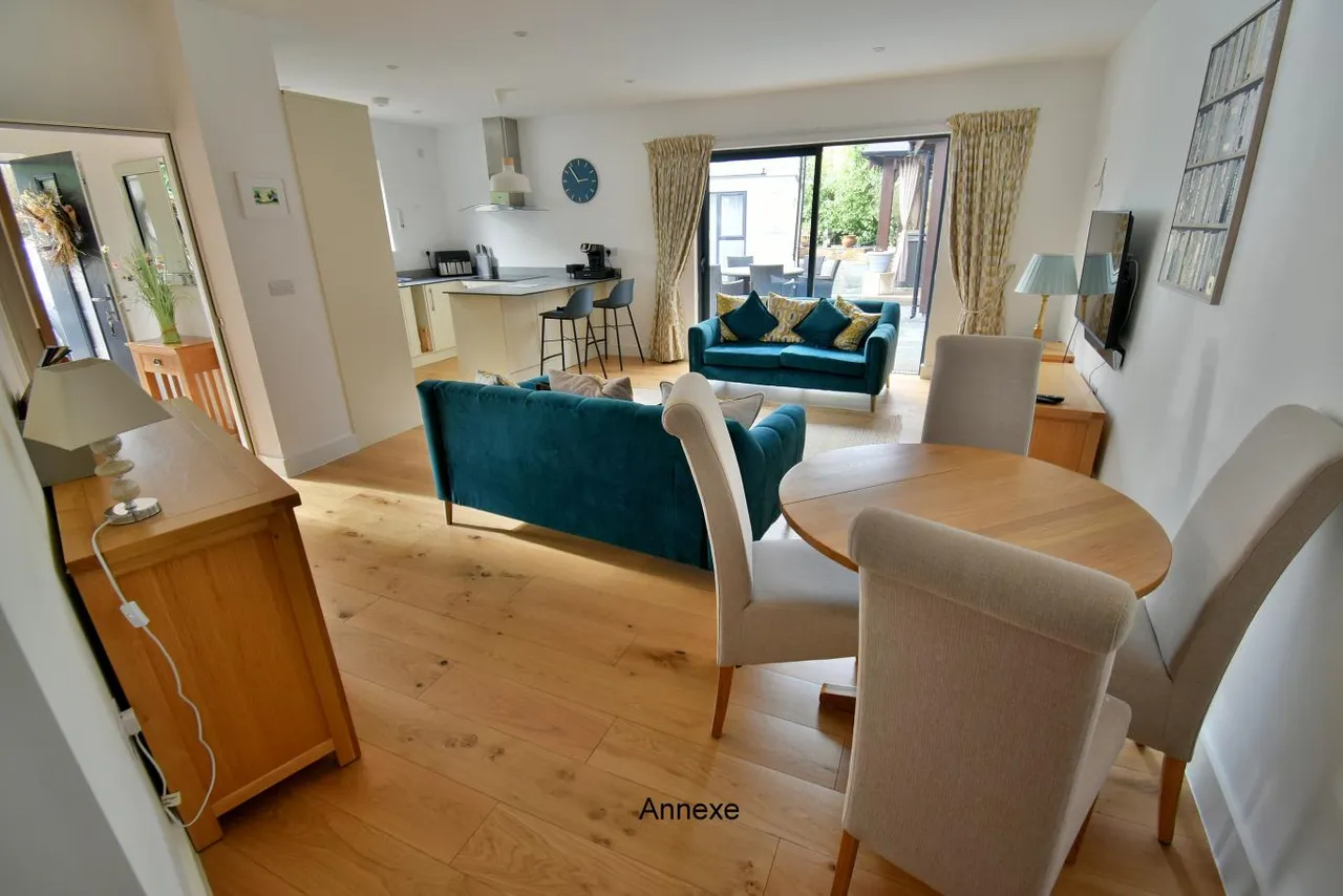 Church Road, BH22, photo 22