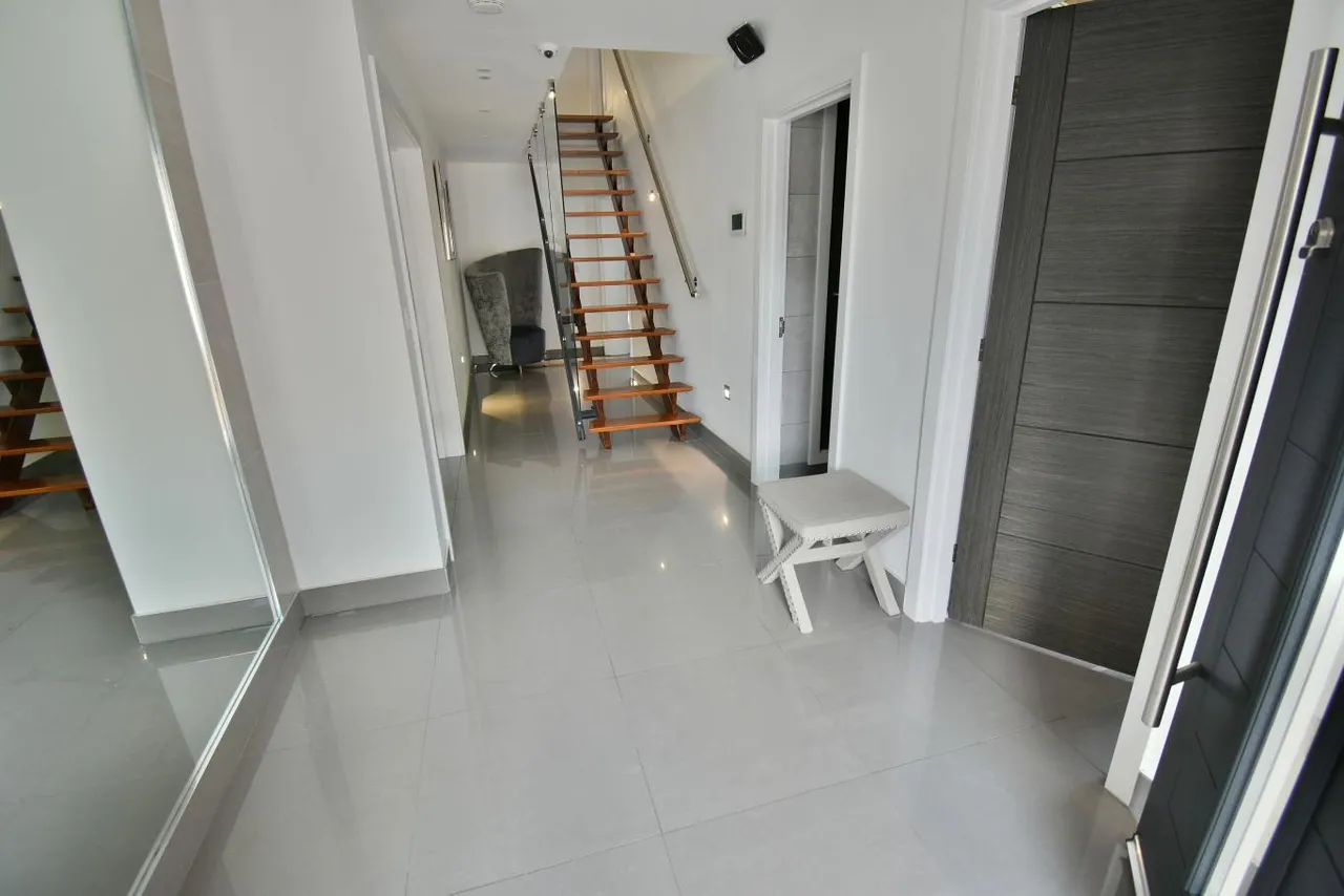 Church Road, BH22, photo 9