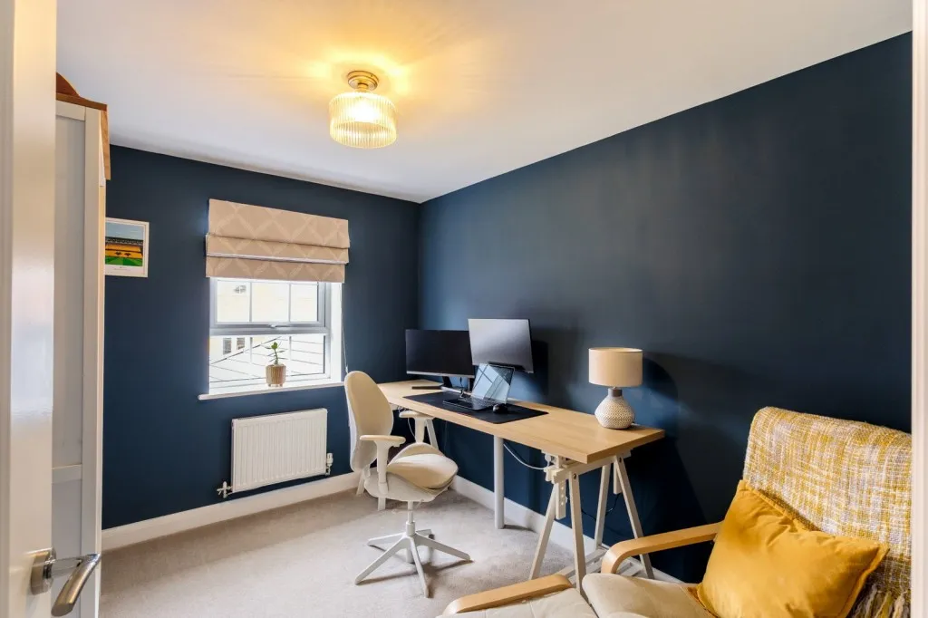 Evans Road, East Leake, LE12, photo 13