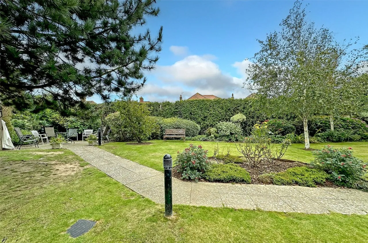 Littlehampton, BN17, photo 11