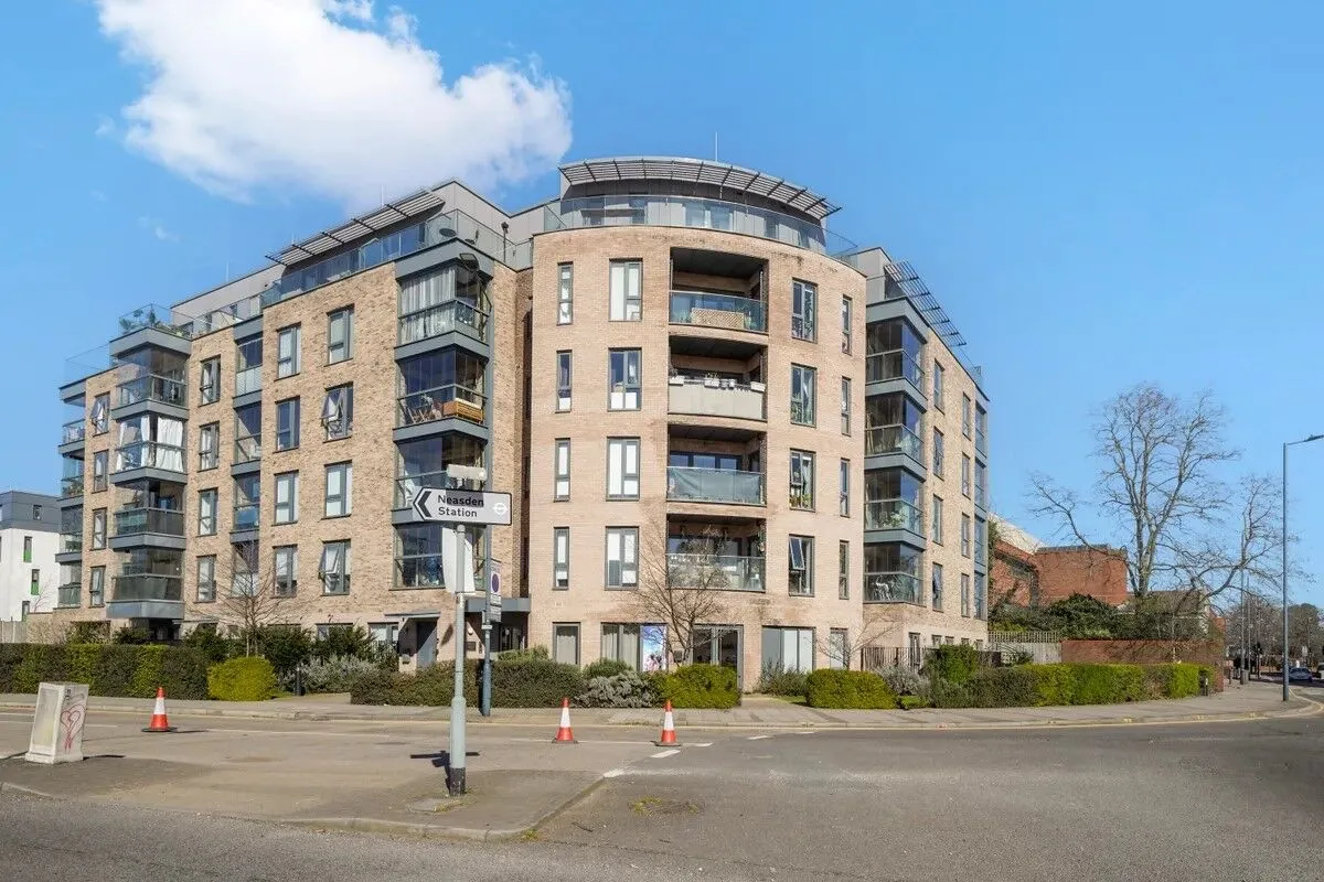 London, NW10, photo 14