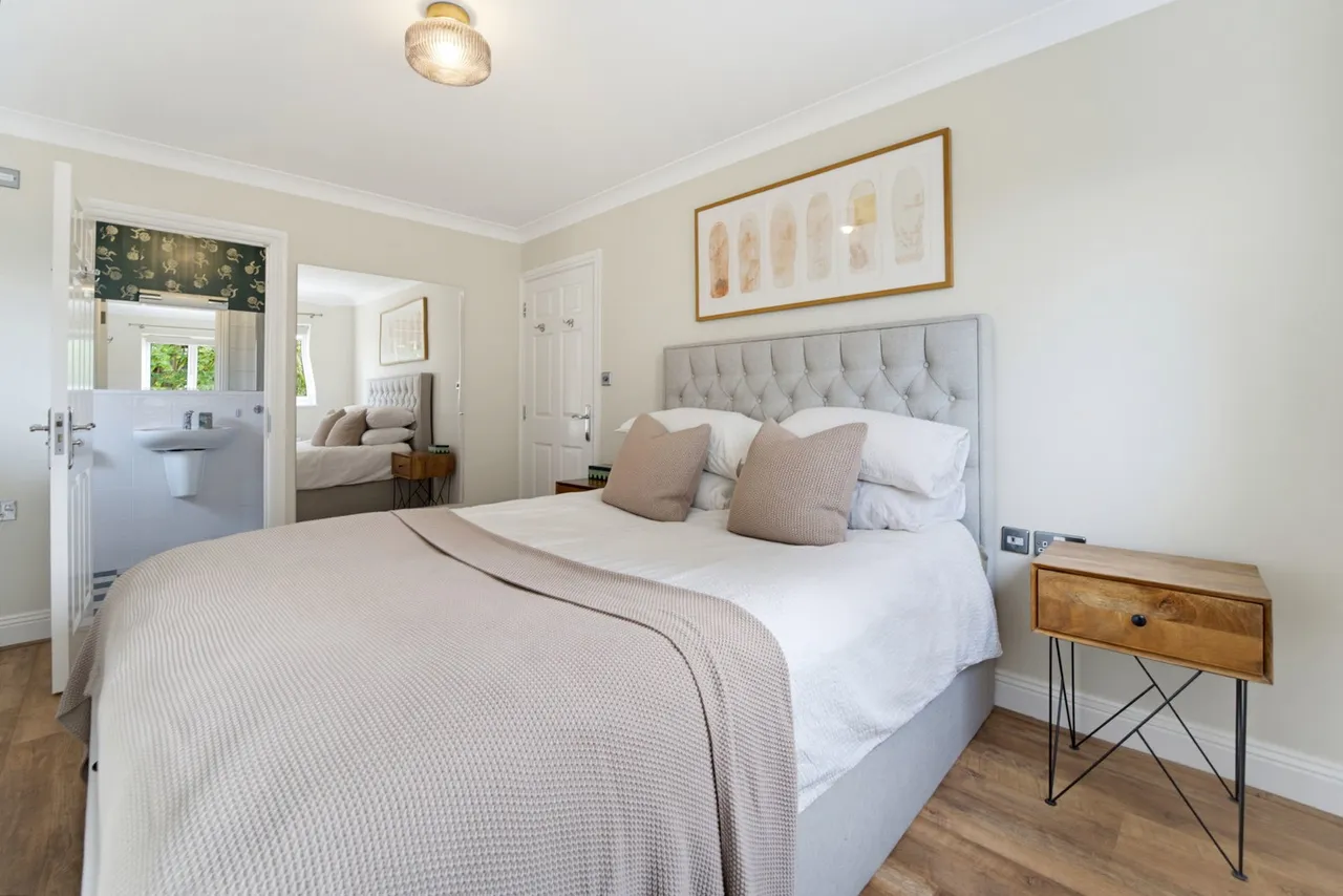 Green Lane, Windsor, SL4, photo 9
