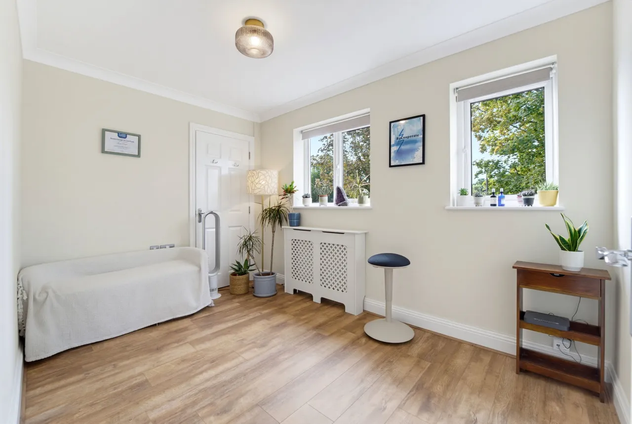 Green Lane, Windsor, SL4, photo 11