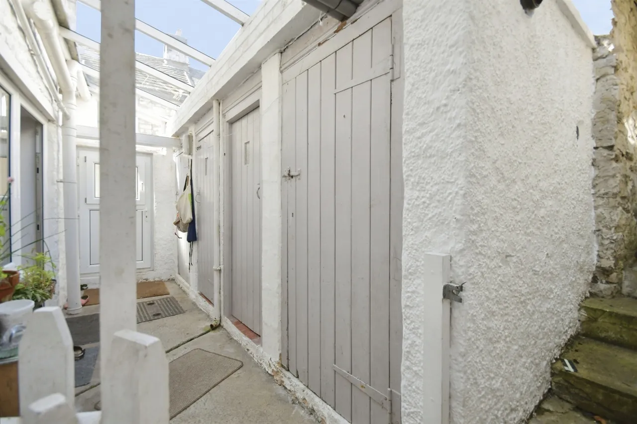 Fountain Street, Tideswell, SK17, photo 17