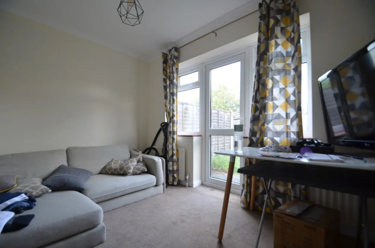 Spring Rise, Egham, photo 4
