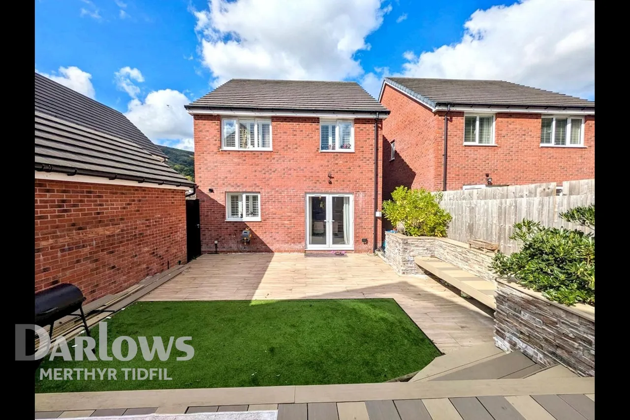 Kingfisher Crescent, Merthyr tydfil, photo 5