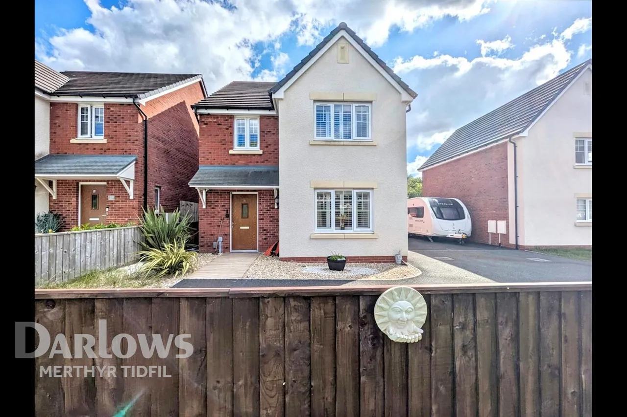 Kingfisher Crescent, Merthyr tydfil, photo 12