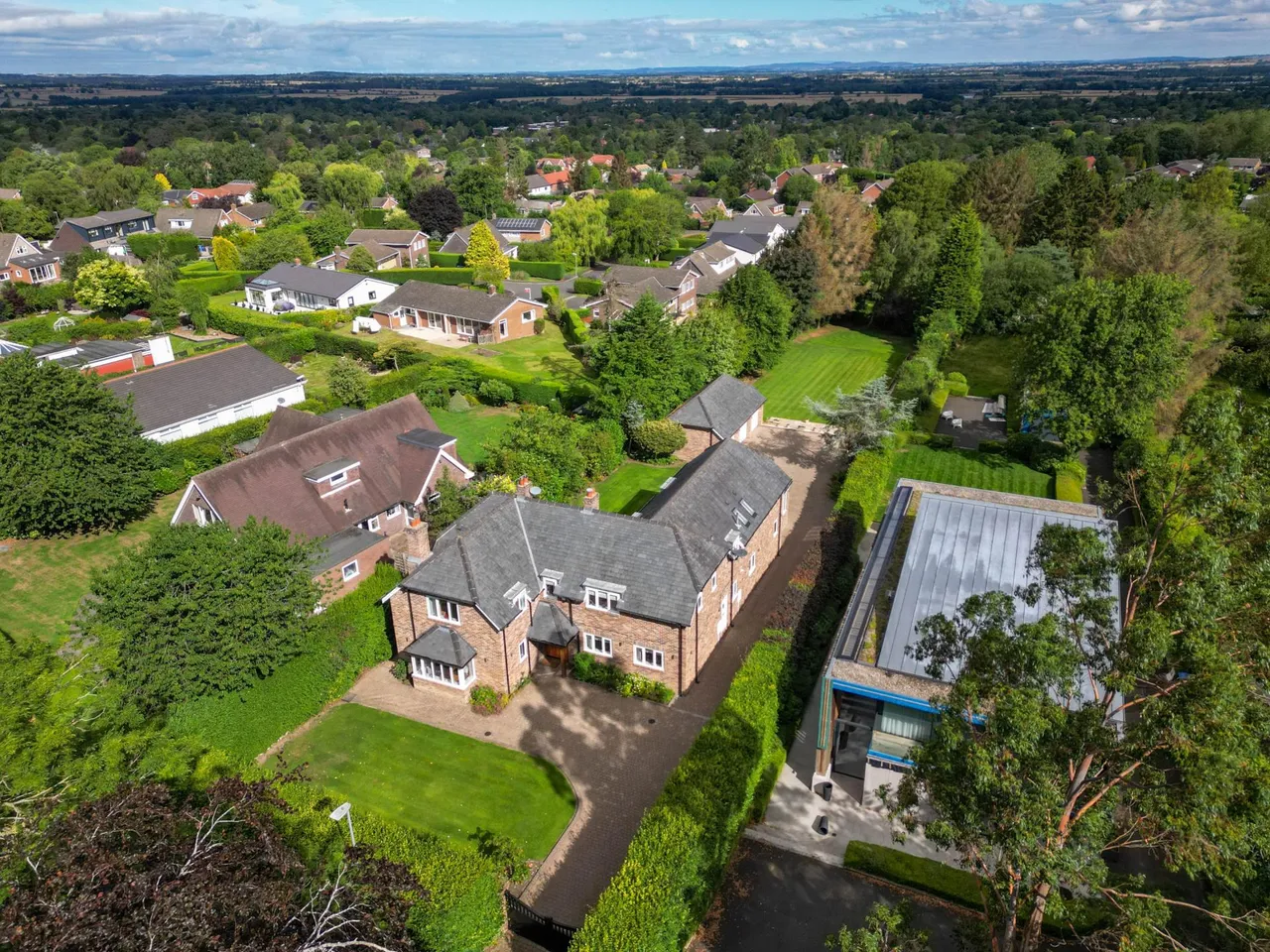 Edge Hill, Darras Hall, NE20, photo 2