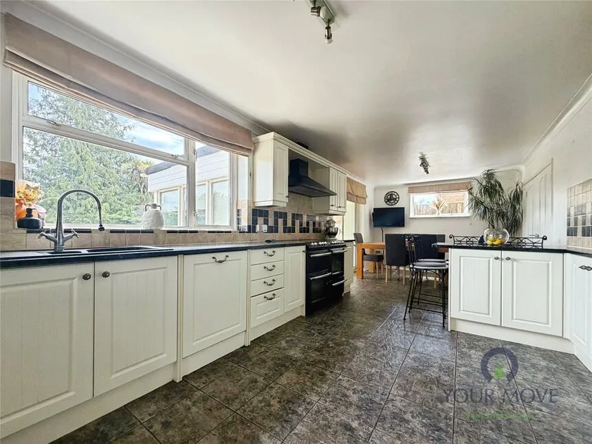 Ufton Close, Kent, ME15, photo 2