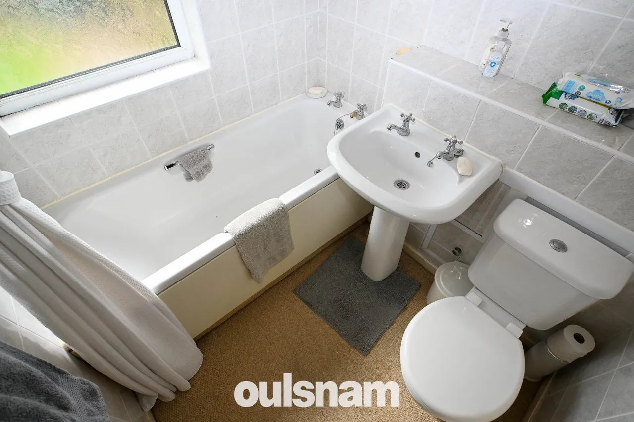 Lomas Drive, Northfield, Birmingham, B31 5LR, photo 9