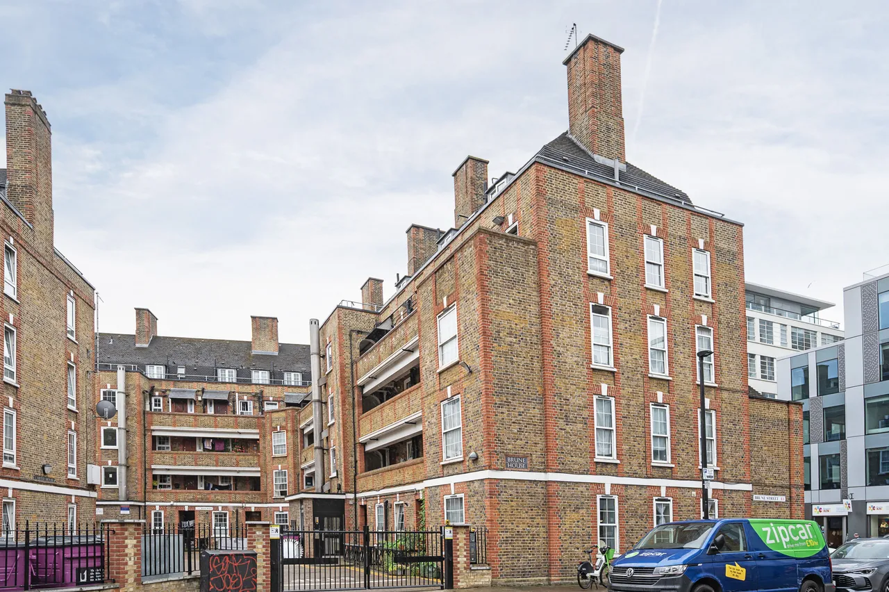 1 bed flat for sale — 6 Brune House, Bell Lane, London