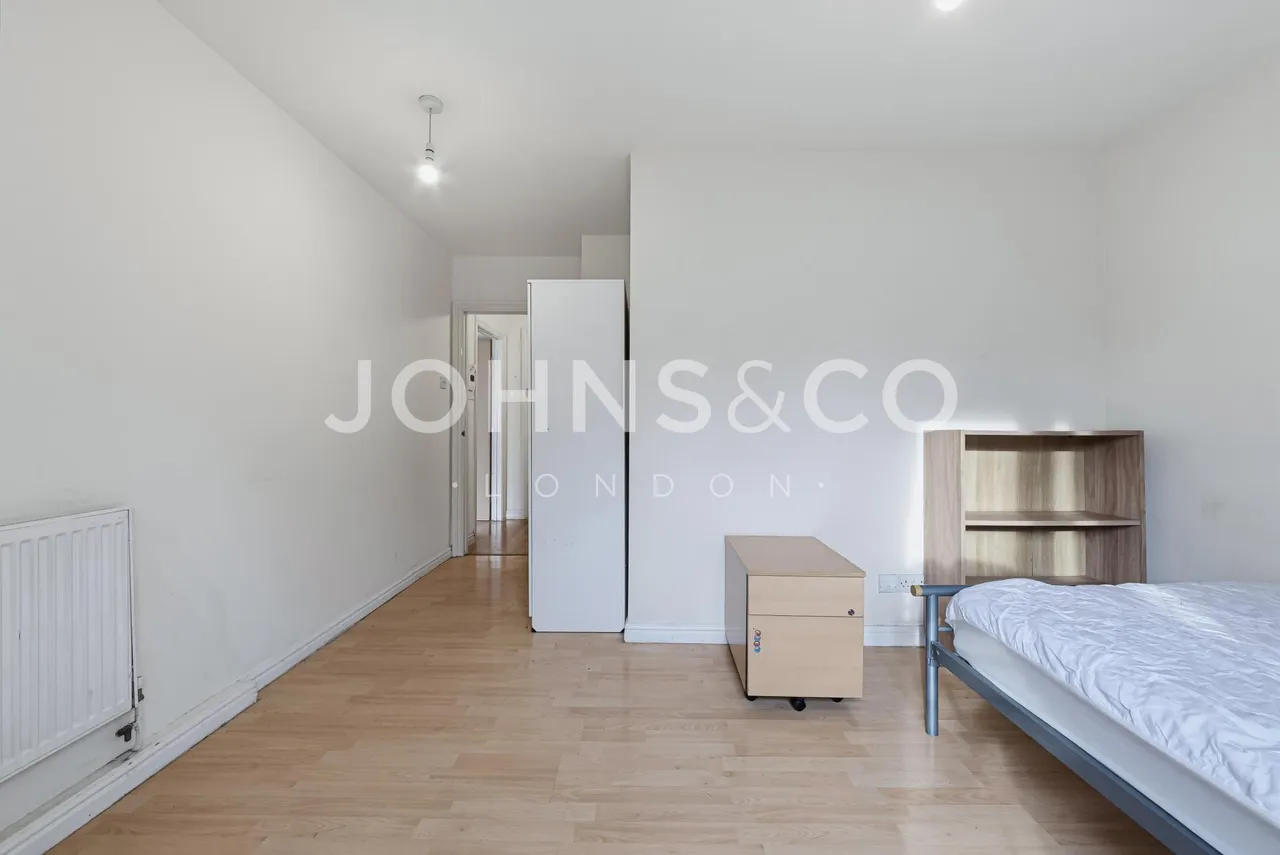 Ashton Street, London, E14, photo 8