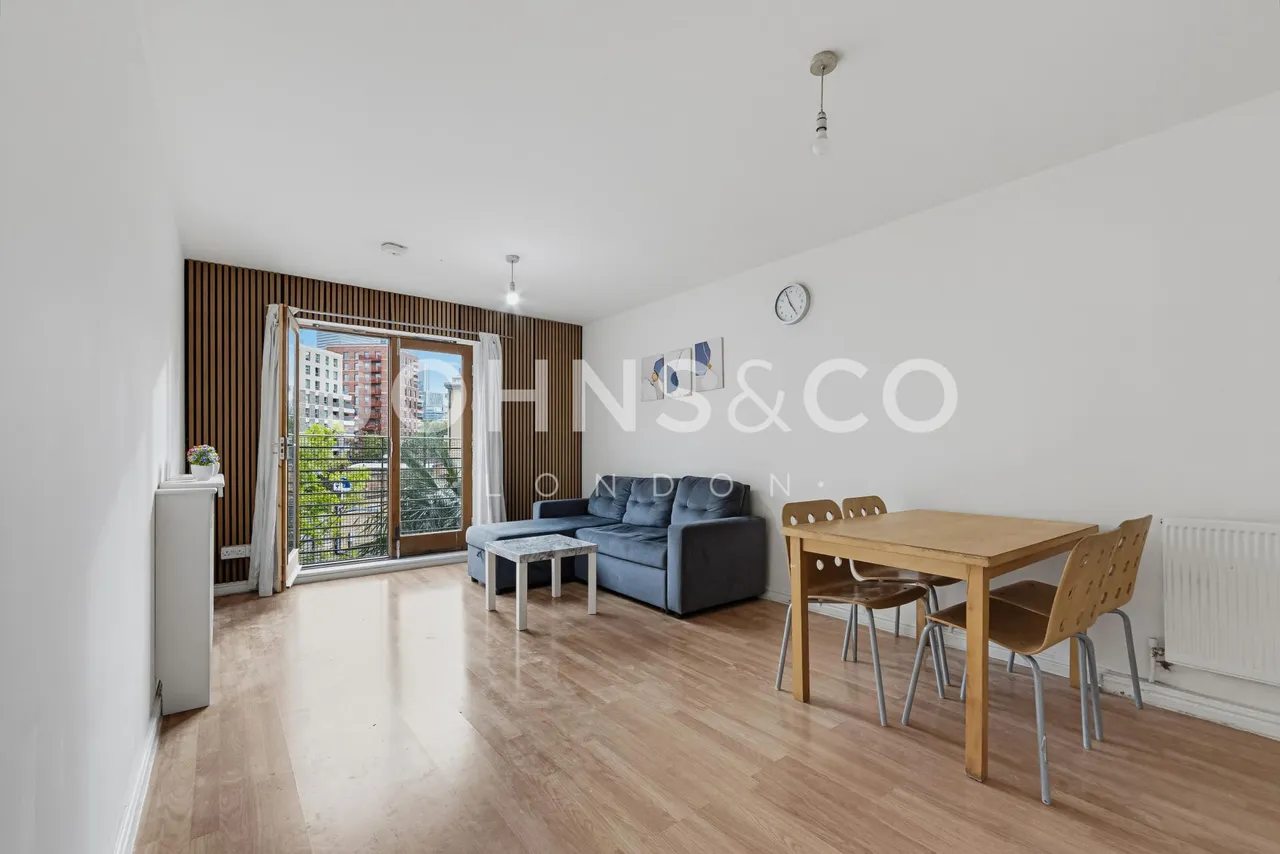 Ashton Street, London, E14, photo 2