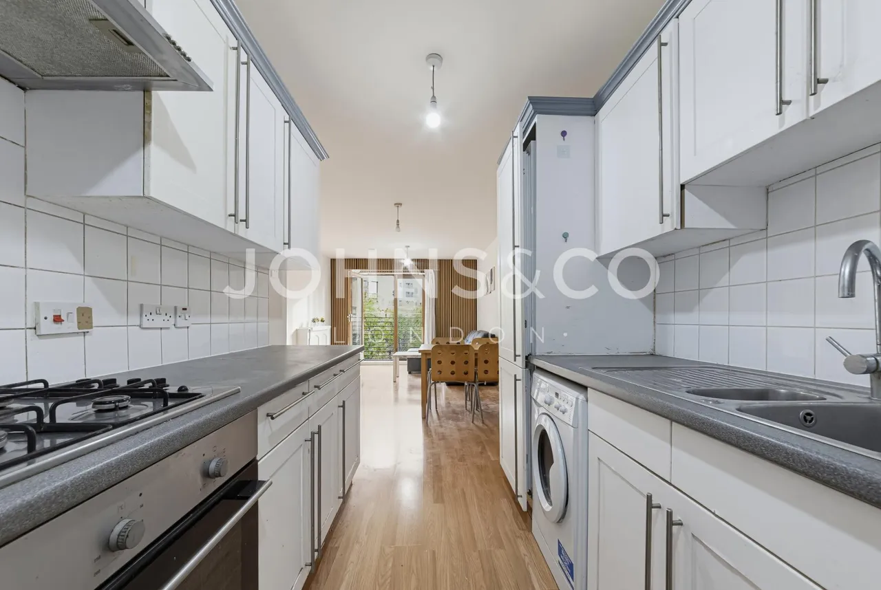 Ashton Street, London, E14, photo 5