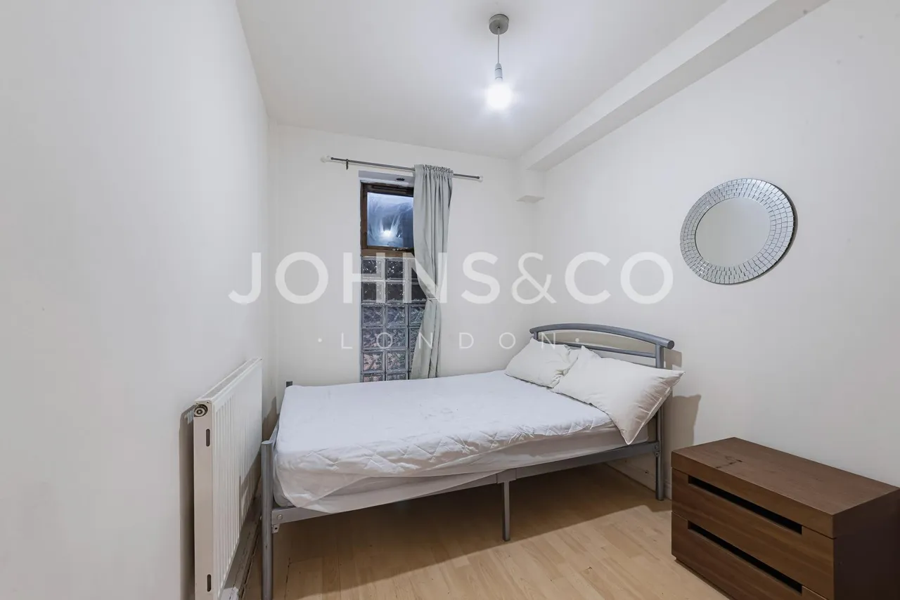 Ashton Street, London, E14, photo 10