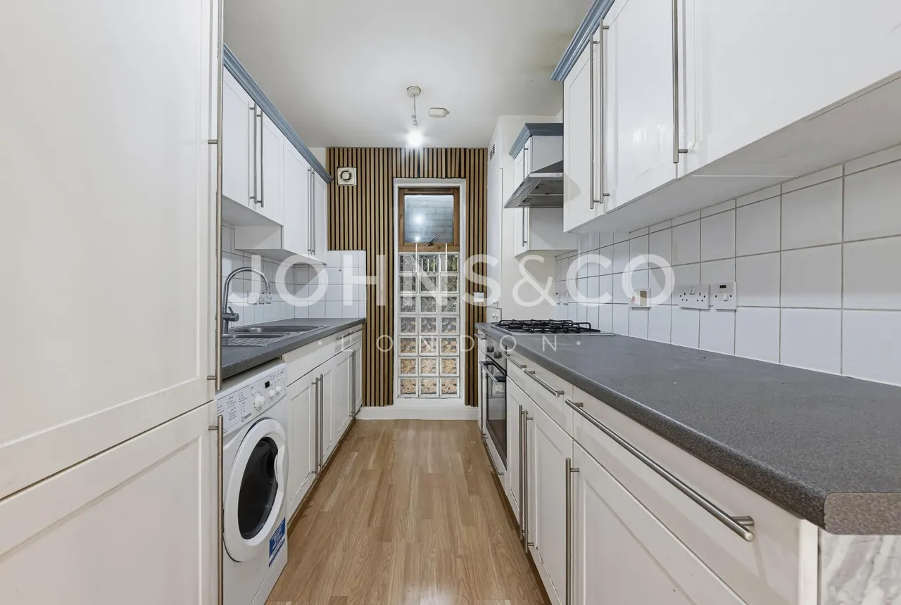Ashton Street, London, E14, photo 6
