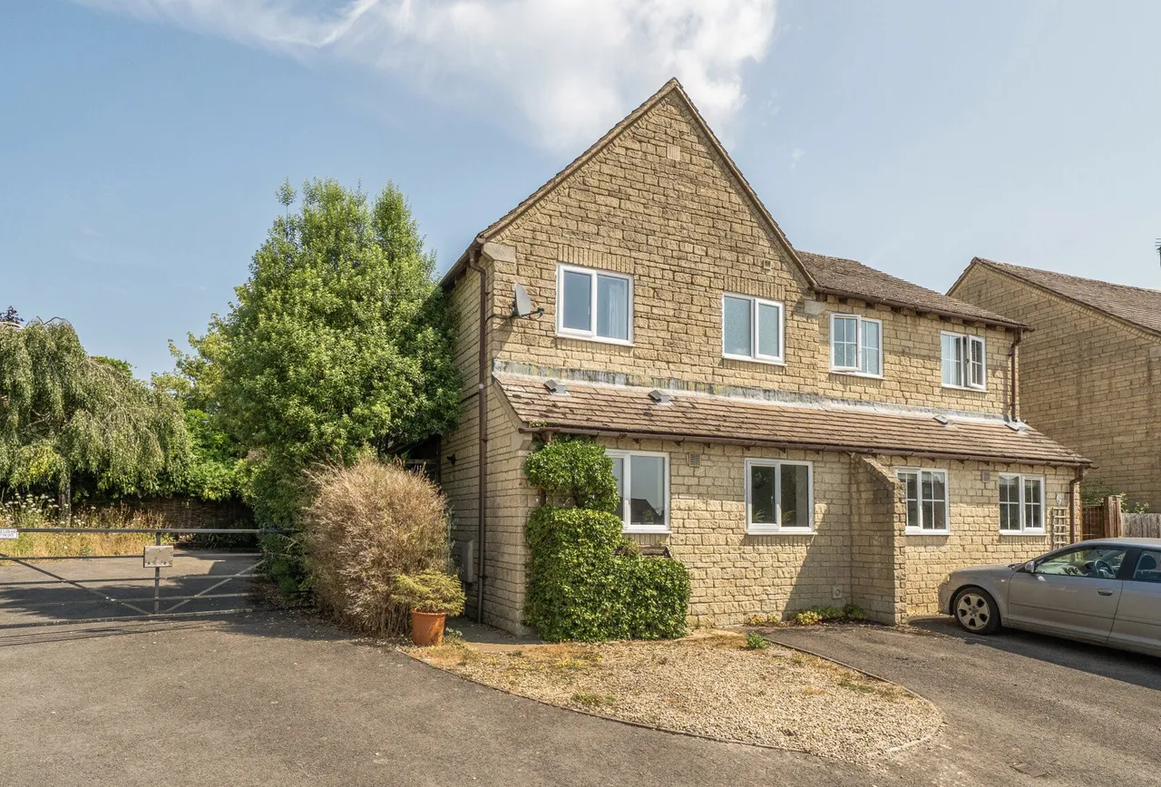 3 bed house for sale — Stonecote Ridge, Gloucestershire, Bussage, GL6 8JY