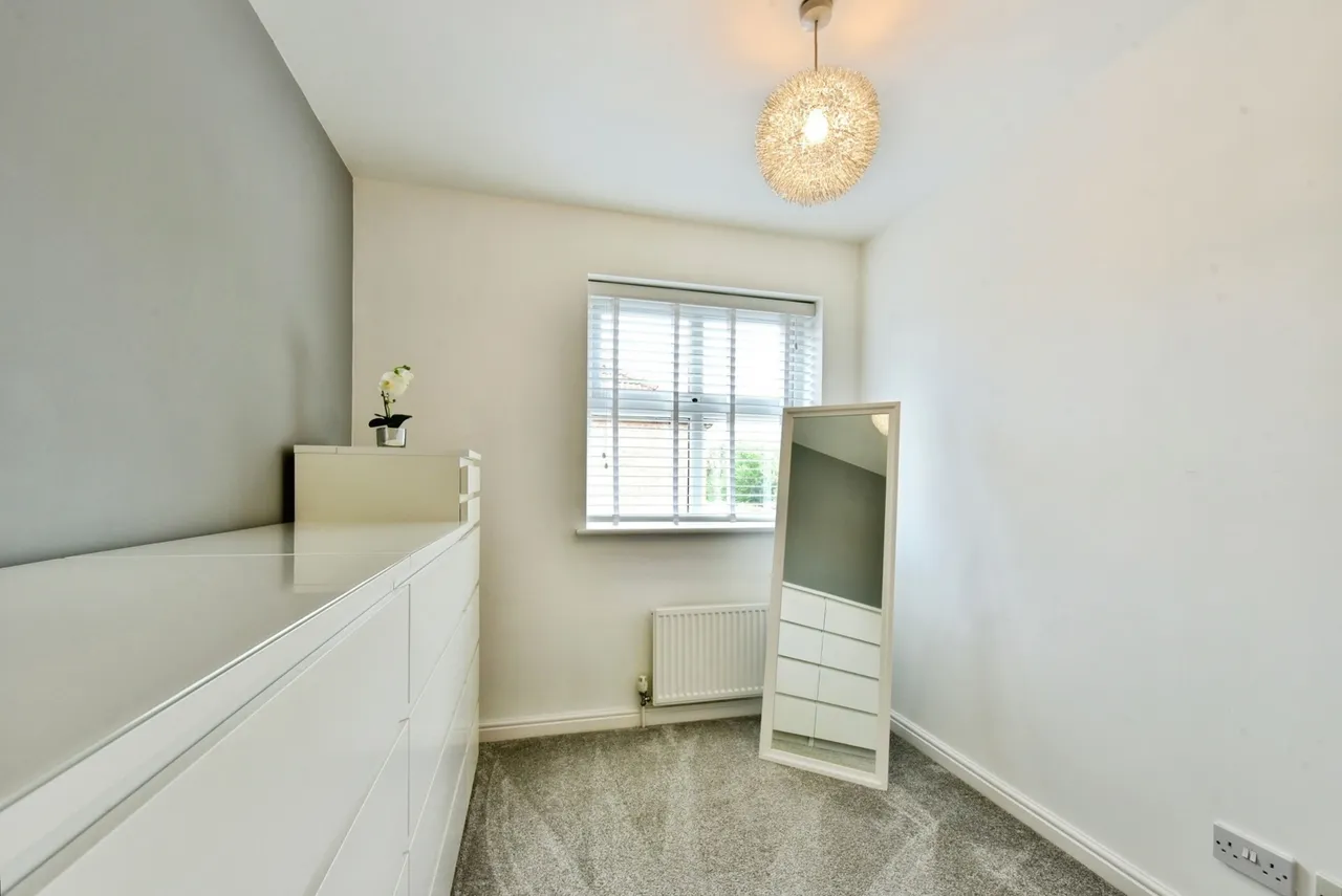 Batesquire, Sothall, Sheffield, S20, photo 18