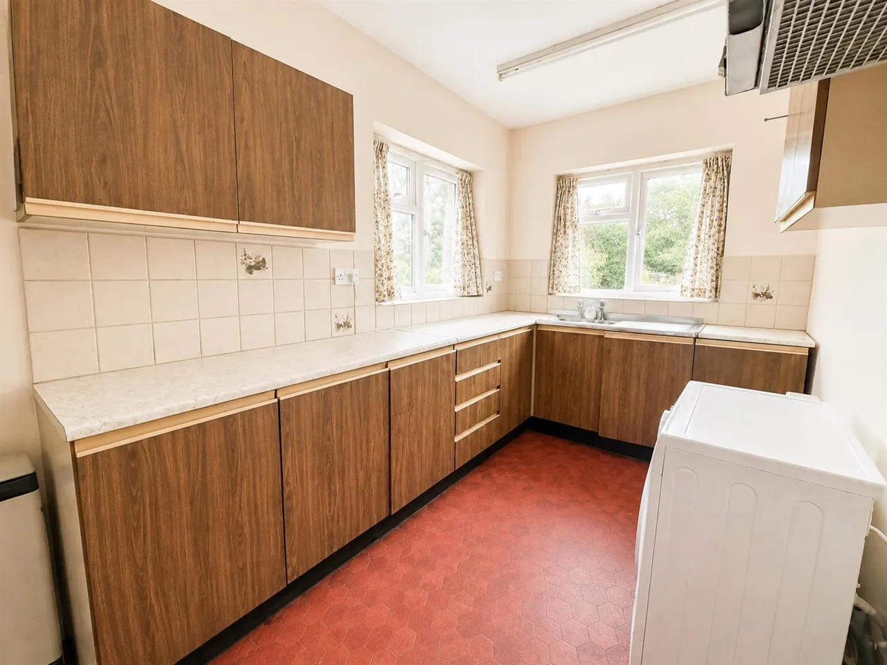 Ghyll Road, Heathfield, TN21 0AQ, photo 6