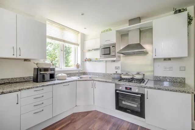 Kidderpore Avenue, London, NW3, photo 7