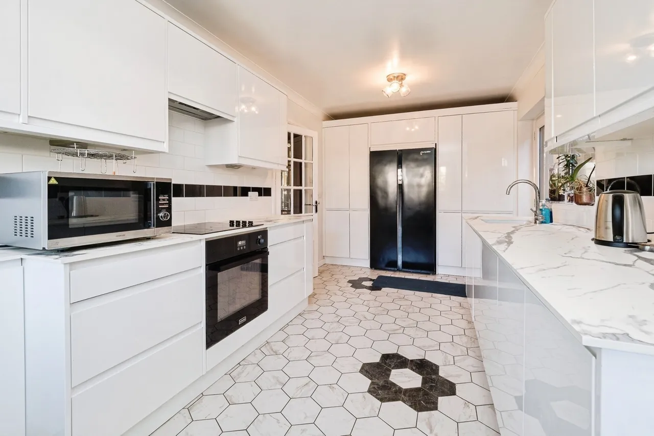 Spring Farm Close, Rainham, RM13, photo 10