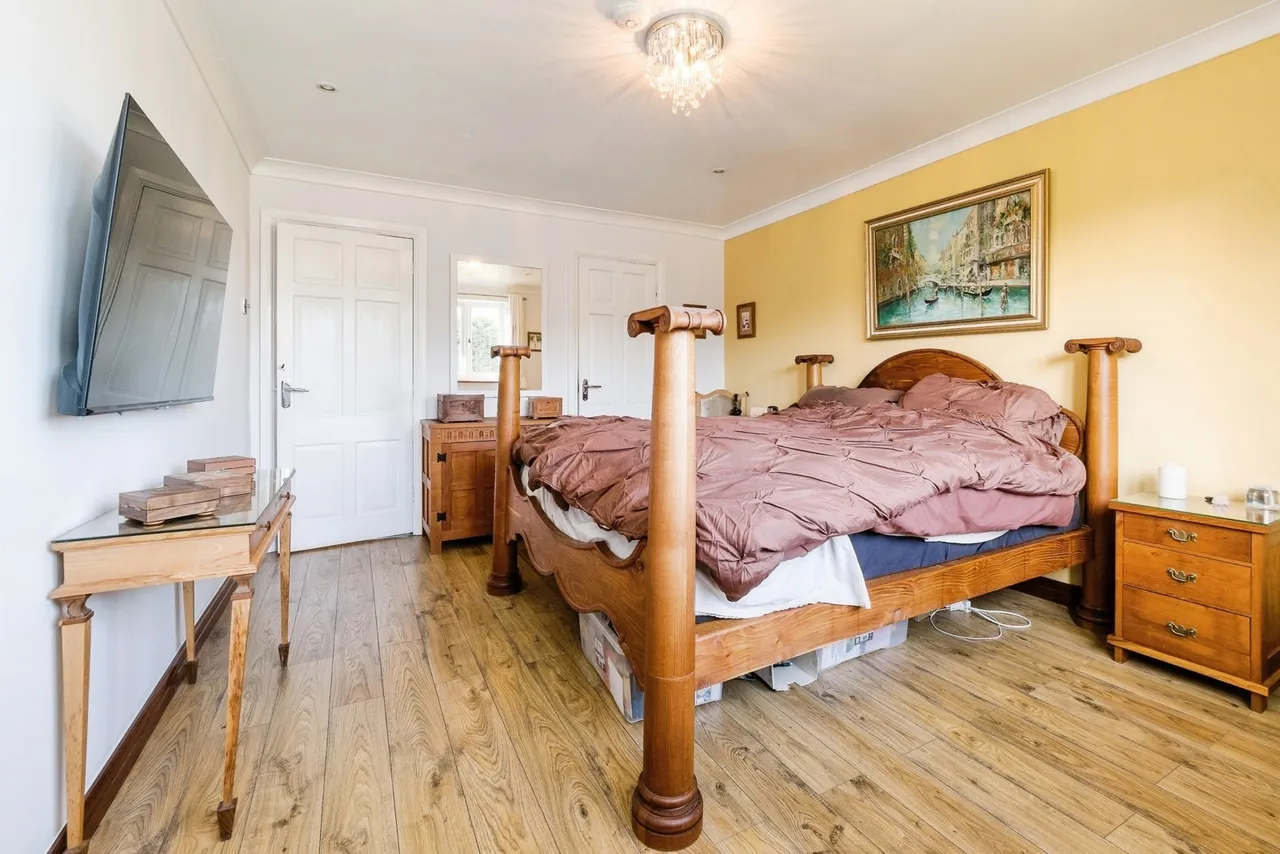 Spring Farm Close, Rainham, RM13, photo 14