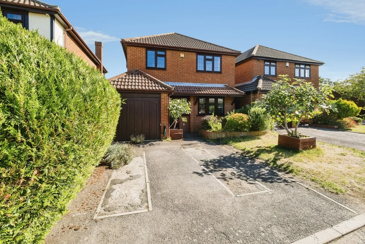 Spring Farm Close, Rainham, RM13, photo 17