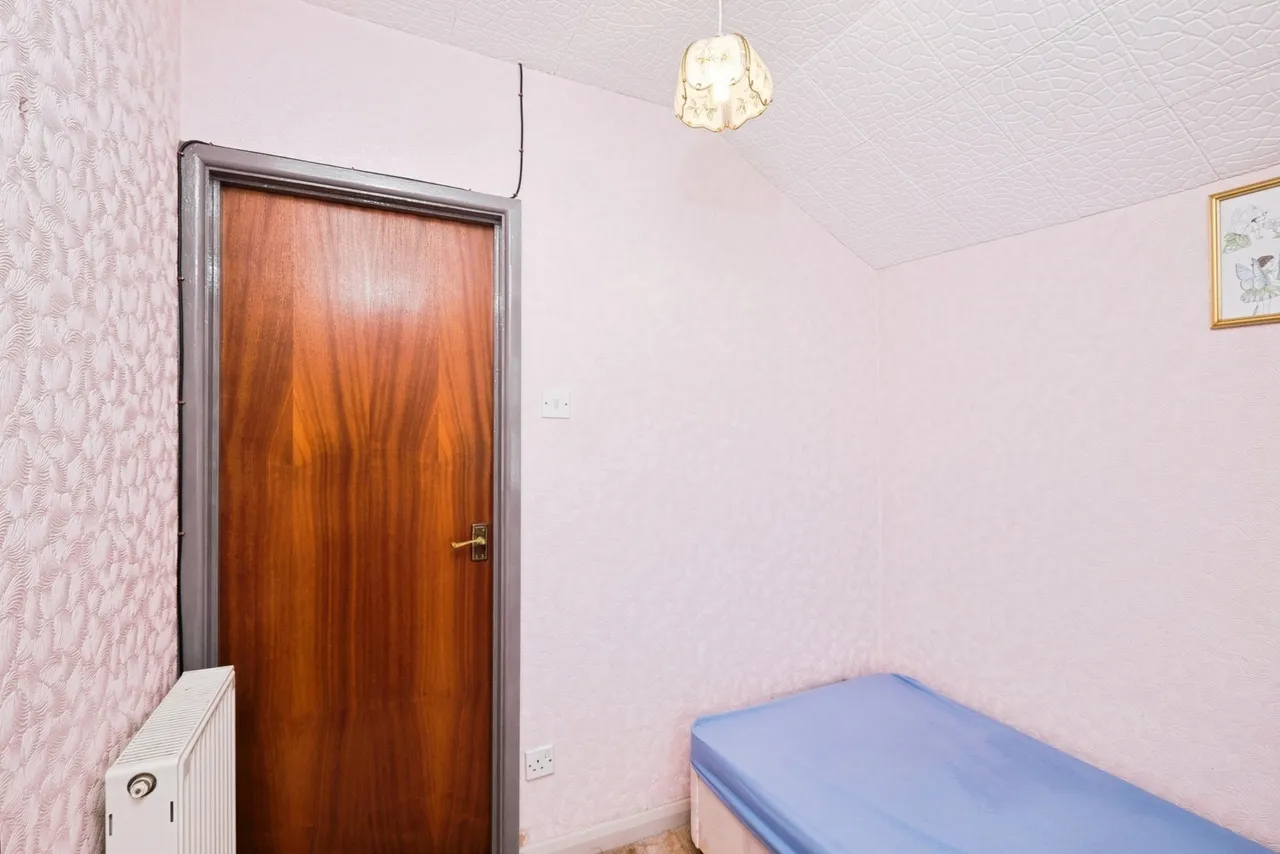 St. James Street, Penzance, TR18, photo 12