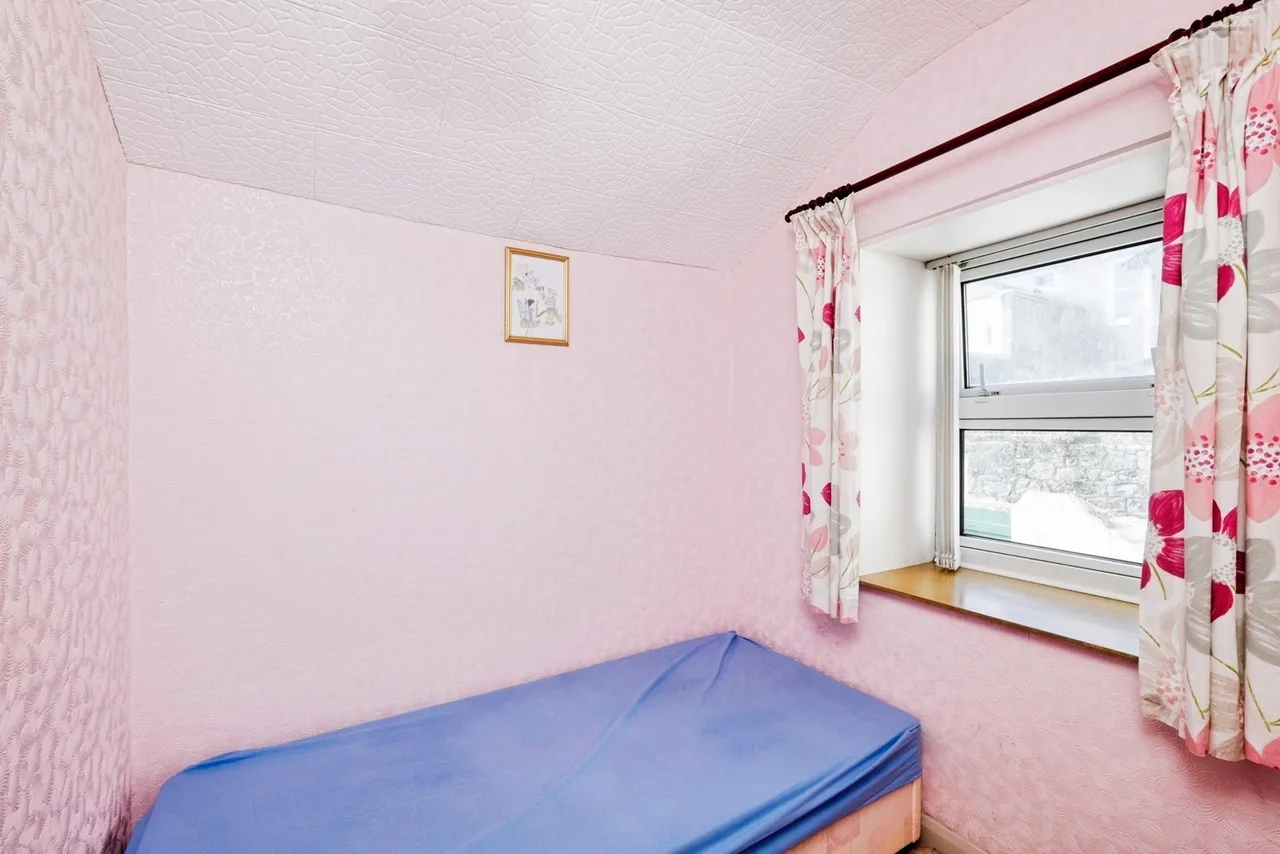 St. James Street, Penzance, TR18, photo 11
