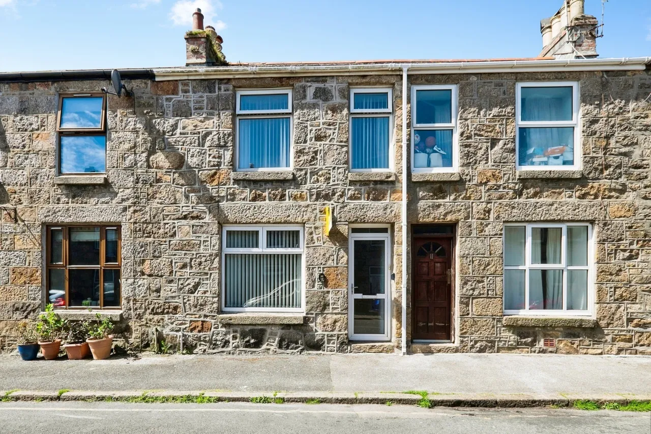 St. James Street, Penzance, TR18, photo 2