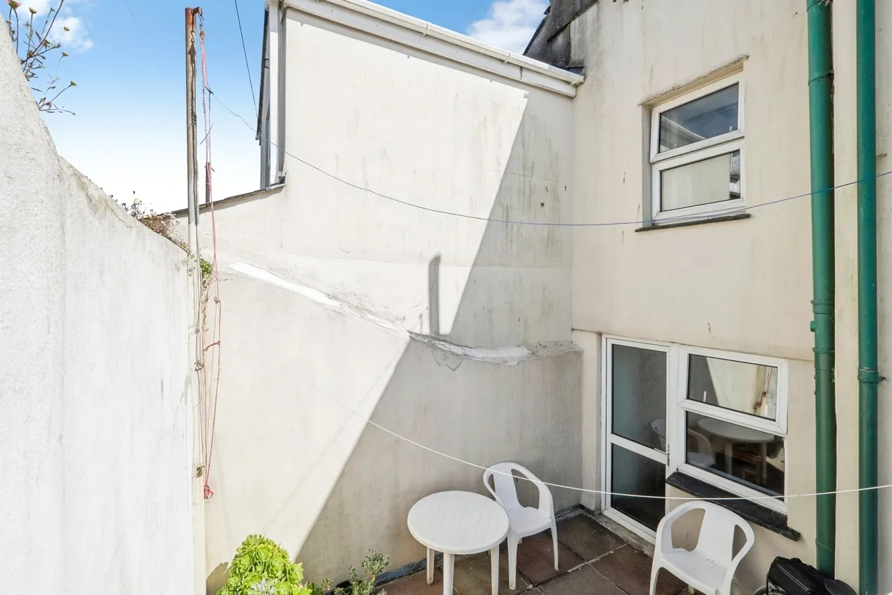 St. James Street, Penzance, TR18, photo 15