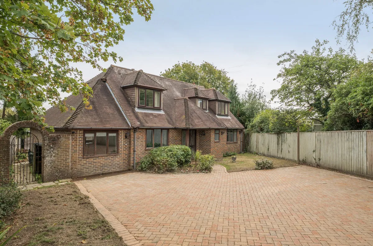 4 bed house for sale, Coldwaltham, RH20