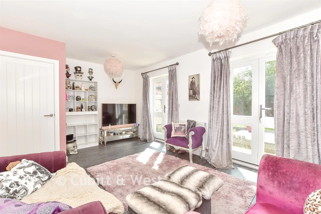 Ellisons Crescent, Waterlooville, PO7, photo 4