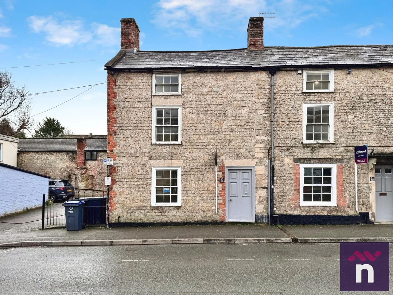 2 bed house for sale, Silver Street, Warminster, BA12