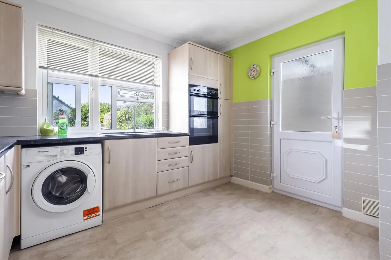 Goring Way, Goring-By-Sea, Worthing, photo 8