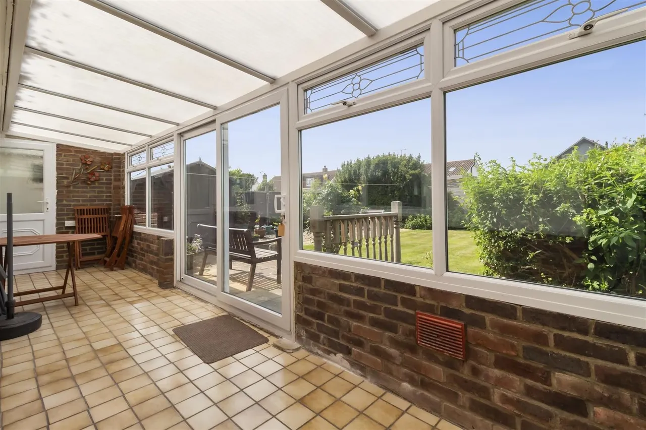 Goring Way, Goring-By-Sea, Worthing, photo 9