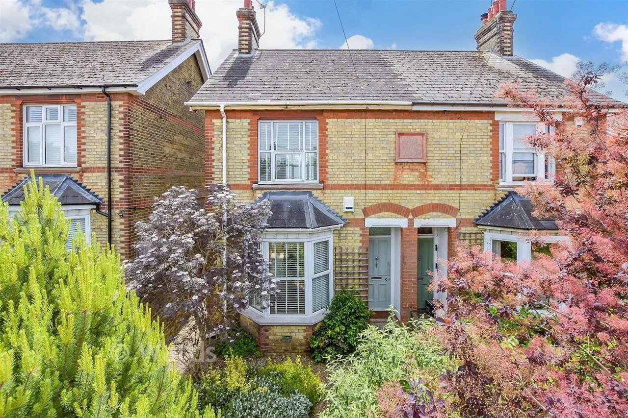 3 bed house for sale, Loose Road, Loose, ME15