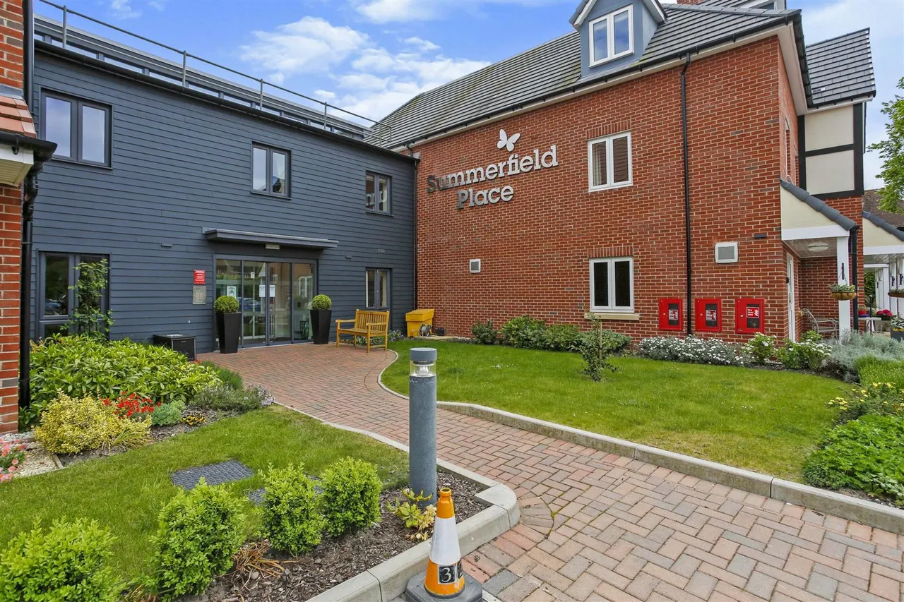 Wenlock Road, Shrewsbury, SY2, photo 11