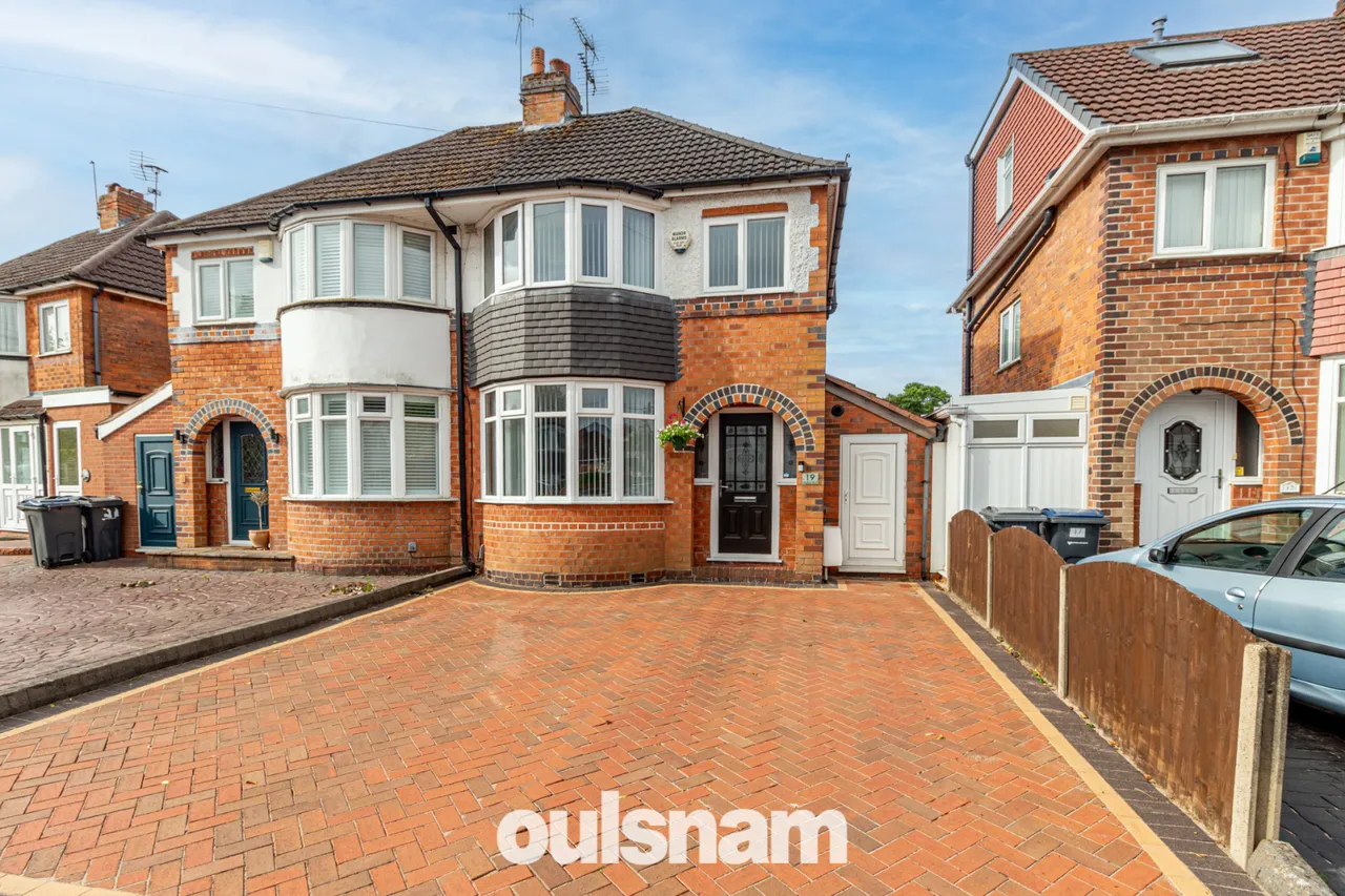 3 bed house for sale — Kingshurst Road, Northfield, Birmingham, B31 2LN