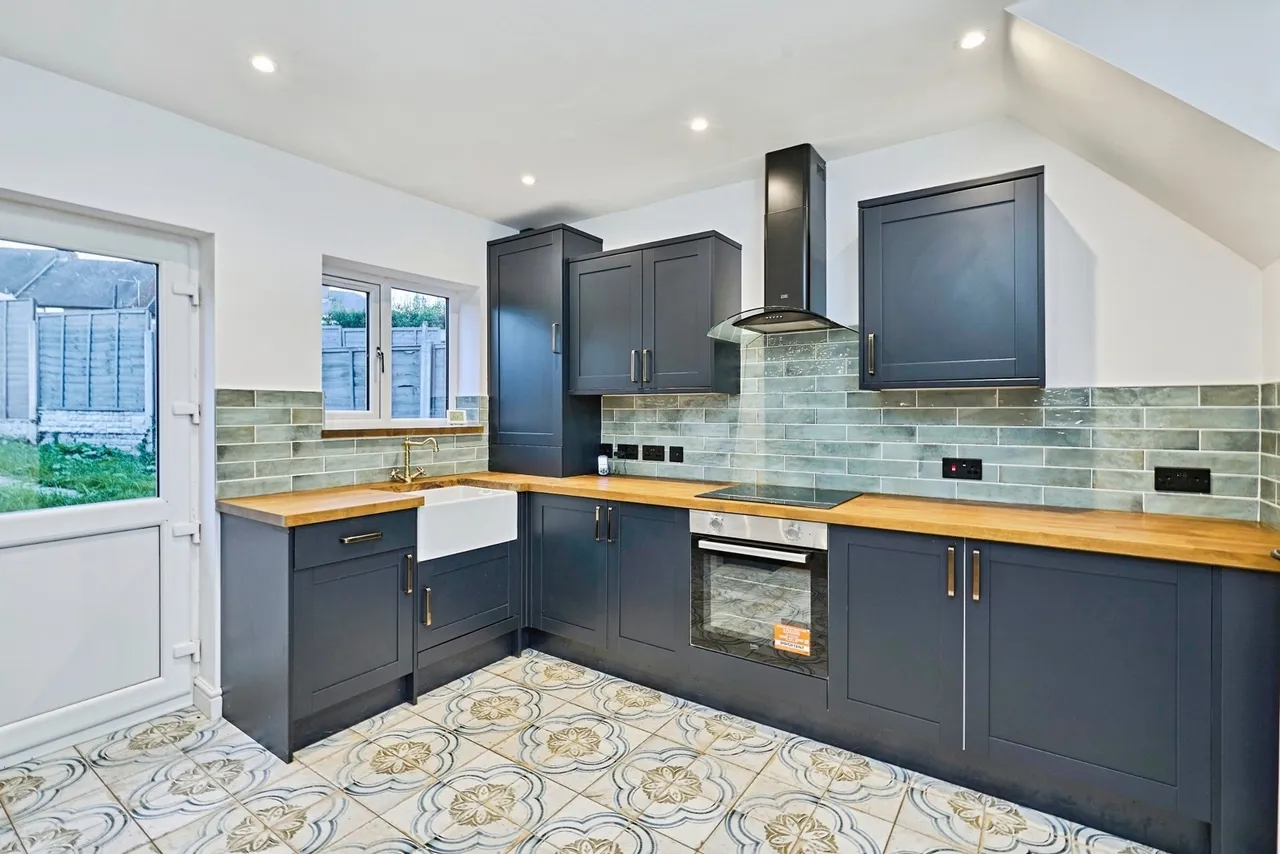 King George Crescent, Walsall, WS4, photo 6