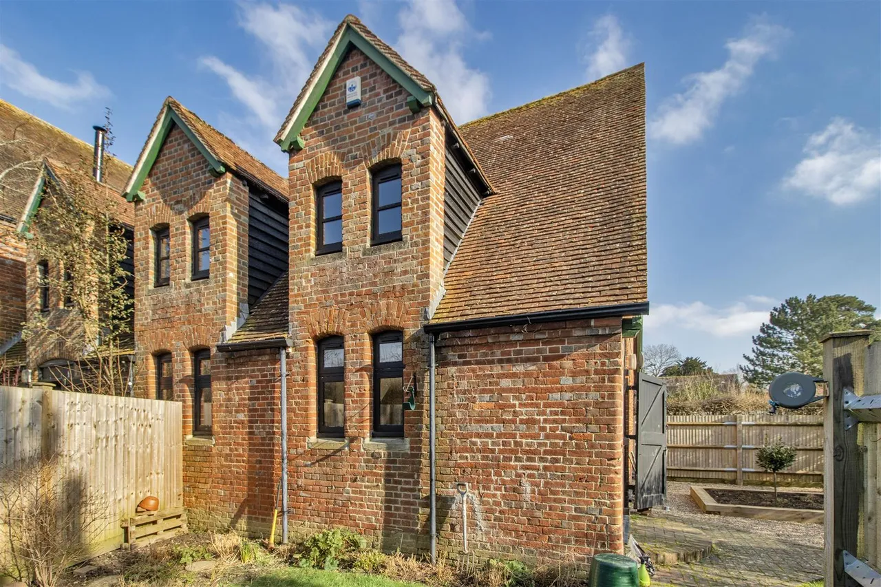 Home Farm Close, Leigh, photo 16