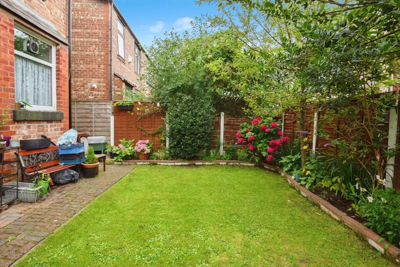 Whitethorn Avenue, Whalley Range, Manchester, M16, photo 17