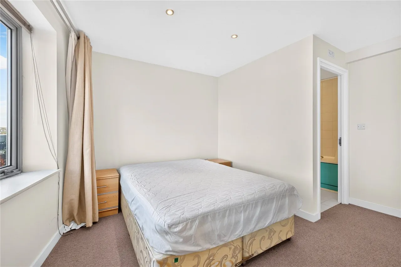 Tower Bridge Road, London, SE1, photo 8