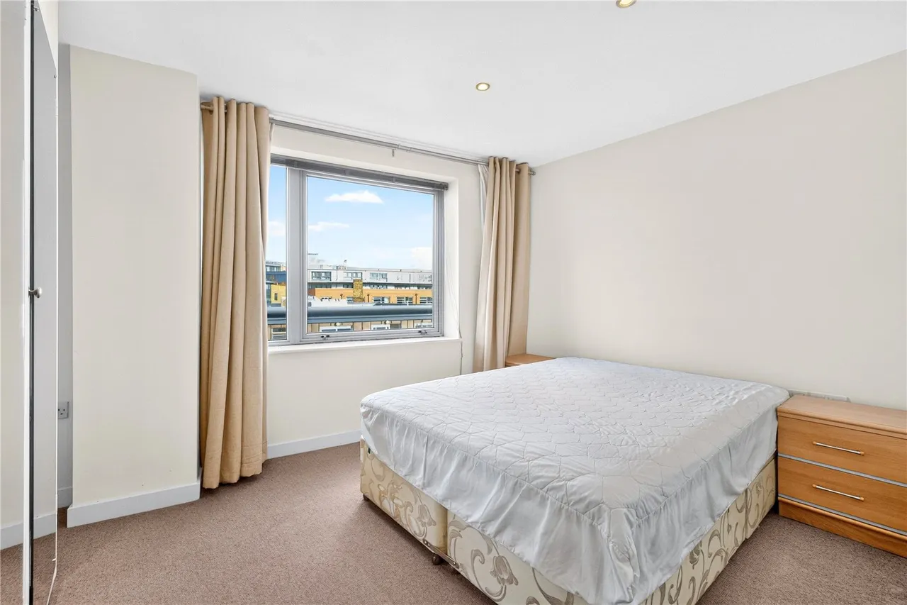 Tower Bridge Road, London, SE1, photo 10