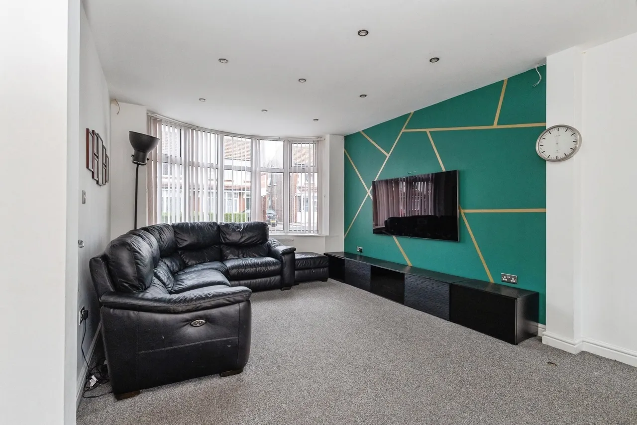 Homestead Crescent, Manchester, Greater Manchester, M19, photo 8