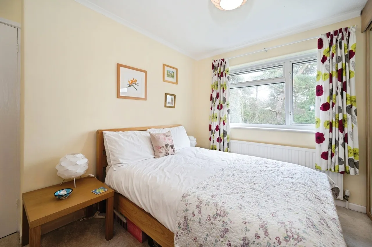 Teal Close, Hayling Island, PO11, photo 11