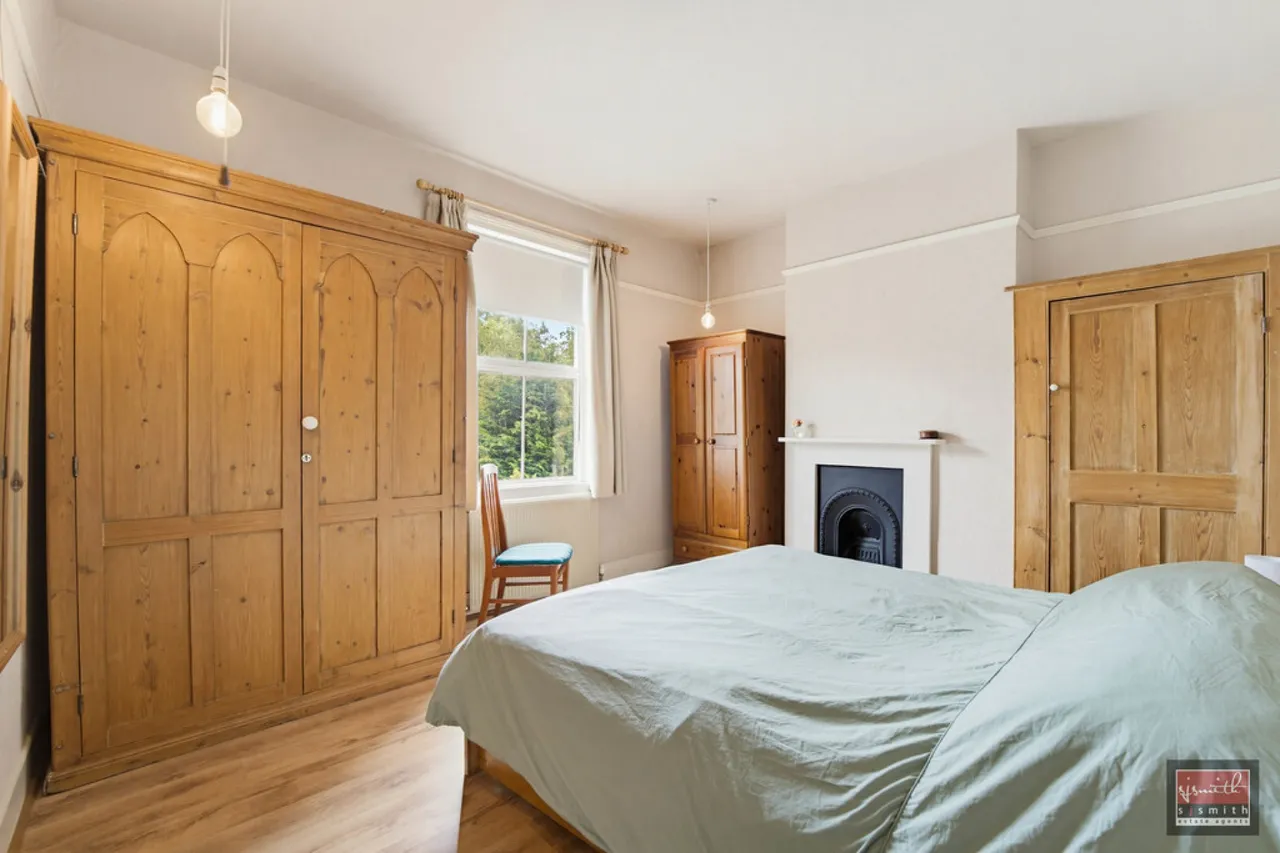 Stanwell Road, Ashford, photo 12