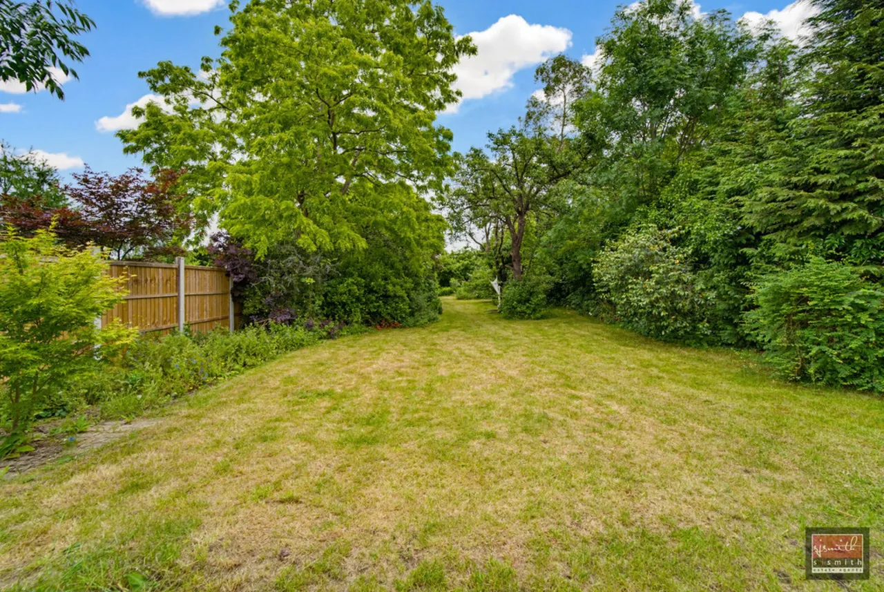 Stanwell Road, Ashford, photo 7