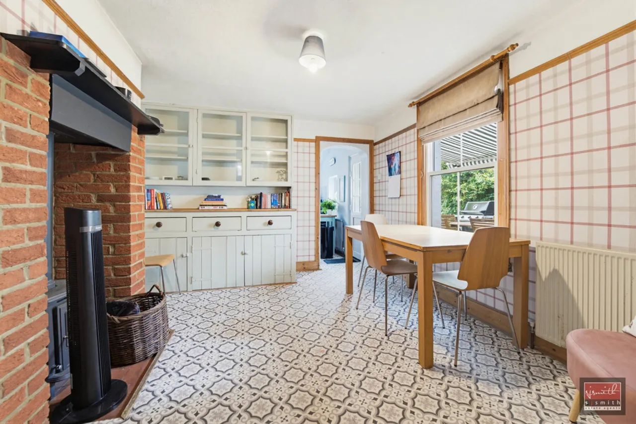 Stanwell Road, Ashford, photo 5